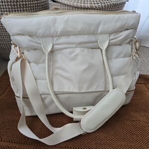 Stylish ipack puffy Fashion travel Tote Bag Euc Cannoli Cream Gold Work Weekend